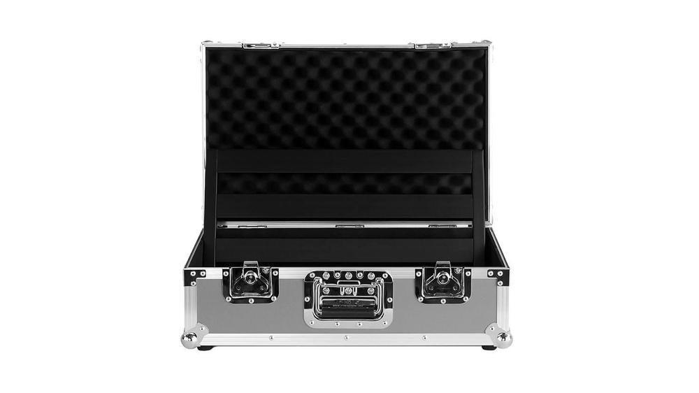 Pedaltrain Classic 1 with Tour Case - Pedaltrain - 4 Rails, 8&quot; Incline, Classic Series, Pedal Board w/ Tour Case, Tour Case, Width: 20&quot;-24&quot; - KO Music Marketing