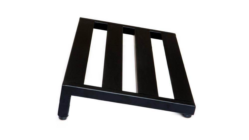 Pedaltrain Classic 2 with Tour Case - Pedaltrain - 4 Rails, 8&quot; Incline, Classic Series, Pedal Board w/ Tour Case, Tour Case, Width: 20&quot;-24&quot; - KO Music Marketing