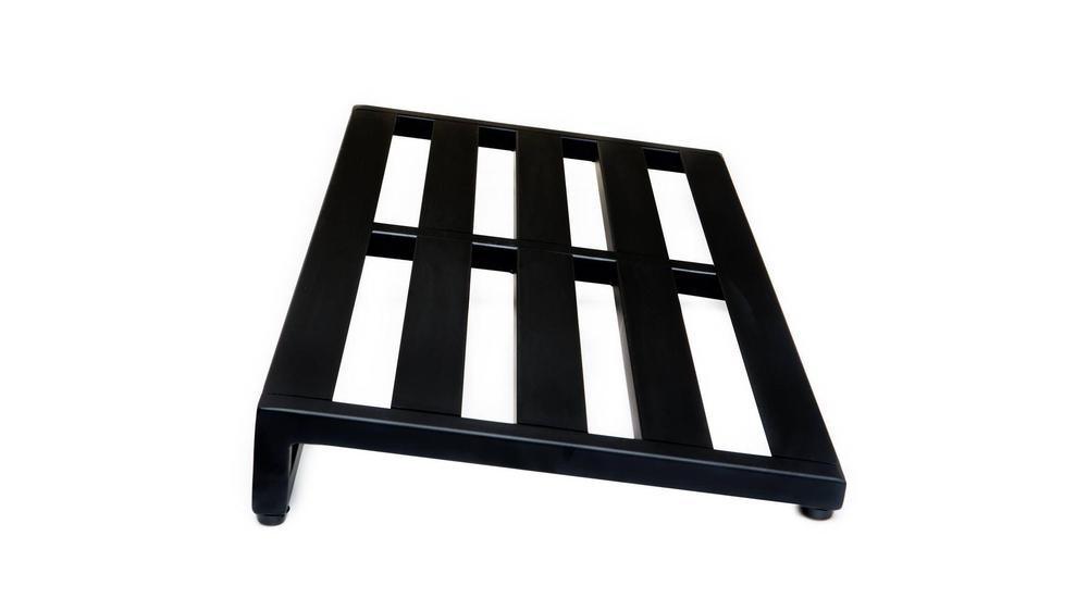 Pedaltrain Classic PRO with Wheeled Tour Case - Pedaltrain - 5 Rails, 8&quot; Incline, Classic Series, Pedal Board w/ Tour Case, Pedal Board w/ Wheeled Tour Case, Tour Case, Width: 32&quot;+ - KO Music Marketing