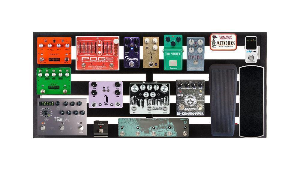 Pedaltrain Novo 32 with Soft Case - Pedaltrain - 5 Rails, 8&quot; Incline, Novo Series, Pedal Board w/ Soft Case, Soft Case, Width: 32&quot;+ - KO Music Marketing