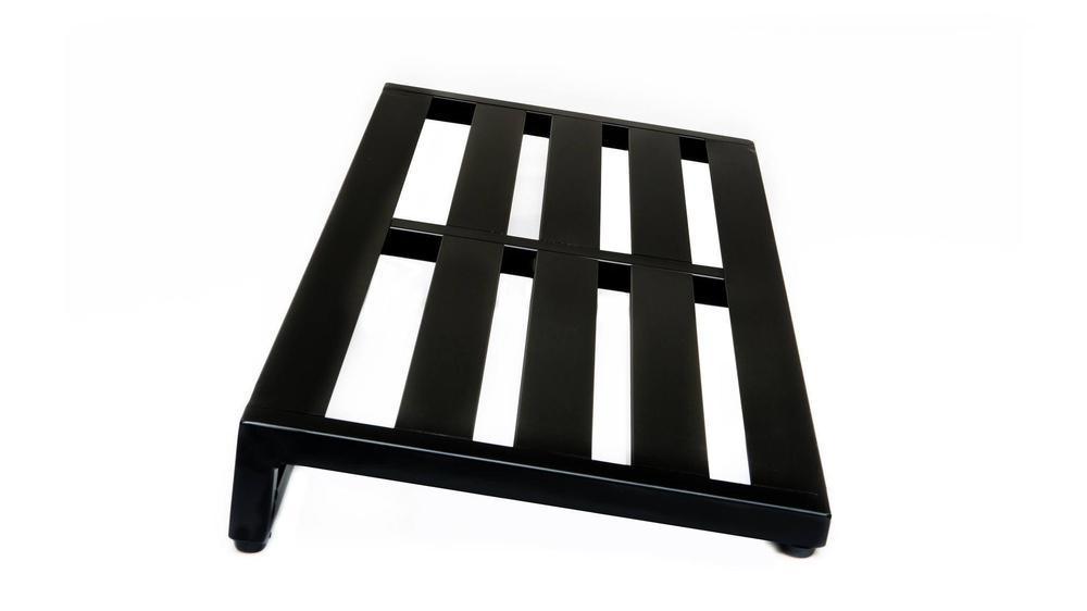 Pedaltrain Novo 32 with Soft Case - Pedaltrain - 5 Rails, 8&quot; Incline, Novo Series, Pedal Board w/ Soft Case, Soft Case, Width: 32&quot;+ - KO Music Marketing